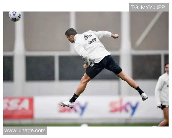 不追逐球星光环坚持足球本心体验绿茵纯粹魅力 不追逐球星光环坚持足球本心体验绿茵纯粹魅力